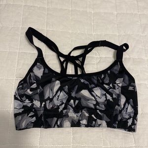 sports bra